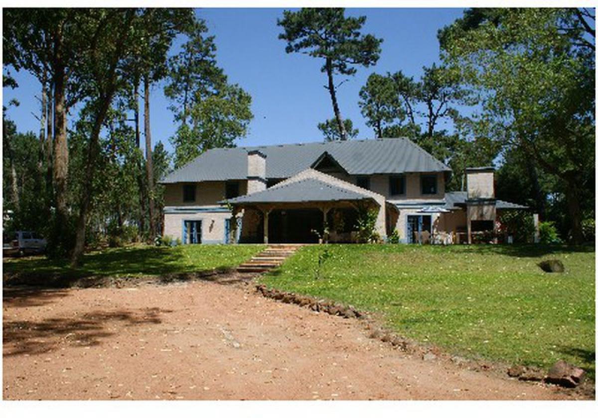 4 غرف نوم منزل في Maldonado, Uruguay رقم 2248