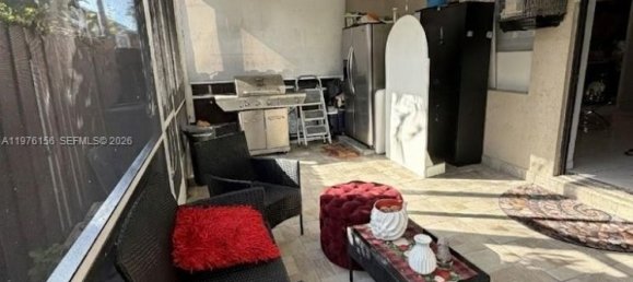 4 dormitorios dúplex en venta en Miami, Miami-Dade, Florida, USA № 615290 9