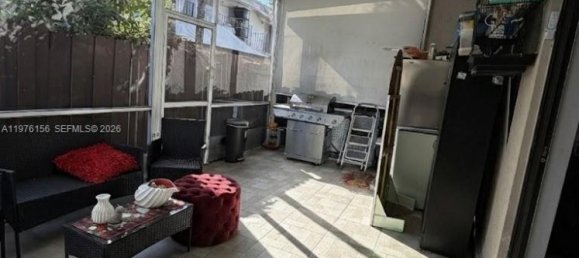 4 dormitorios dúplex en venta en Miami, Miami-Dade, Florida, USA № 615290 8