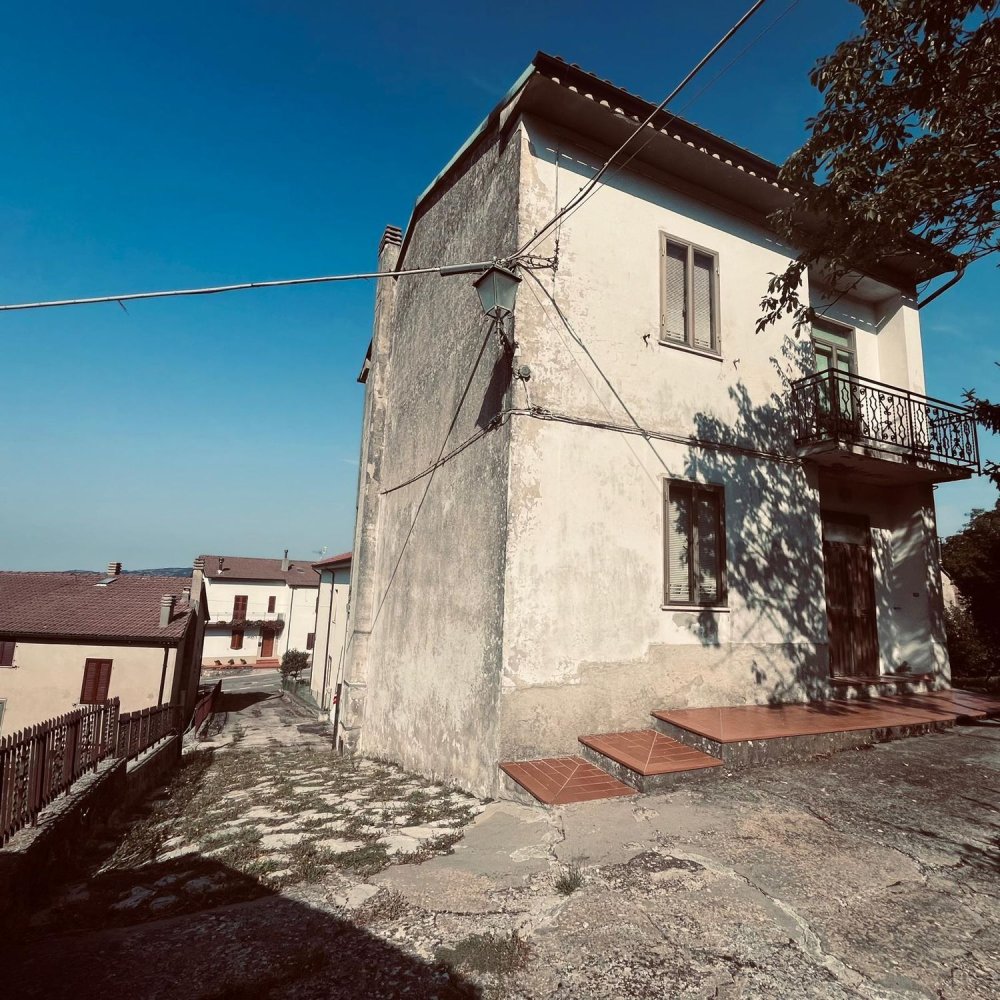 6 bedrooms Duplex in Castell'Azzara, Italy No. 314948