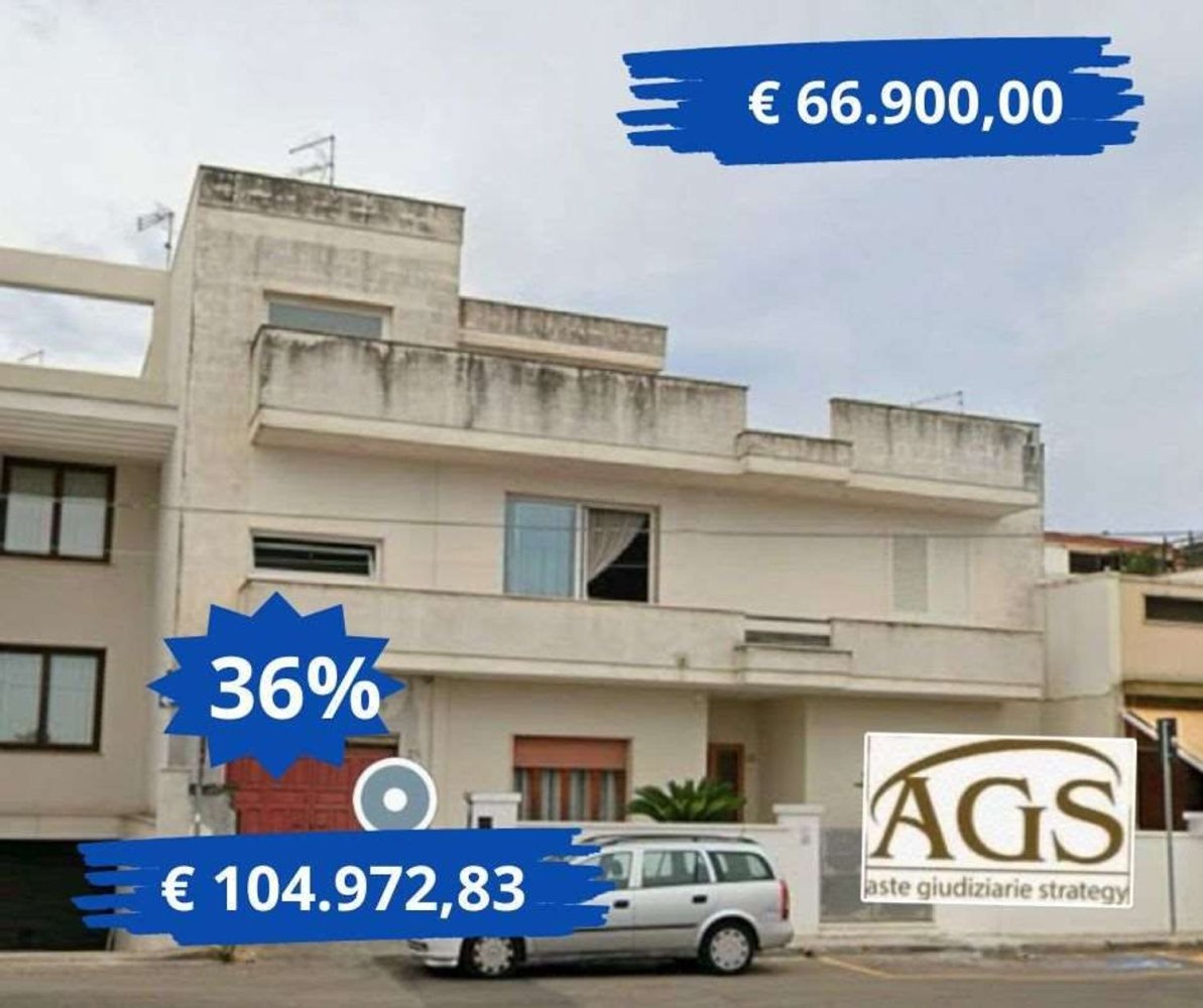 4 bedrooms House in Nardò, Italy No. 336498