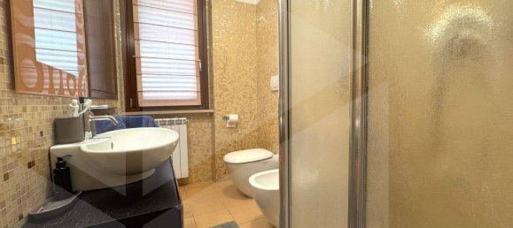 Apartamento de 6 habitaciónes en Vasto, Italy No. 24551 7