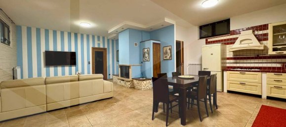 Apartamento de 6 habitaciónes en Vasto, Italy No. 24551 14
