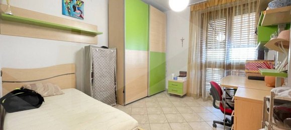 Apartamento de 6 habitaciónes en Vasto, Italy No. 24551 11