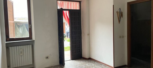 5 rooms House in Borgo Ticino, Italy No. 136356 2