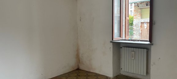 5 rooms House in Borgo Ticino, Italy No. 136356 3