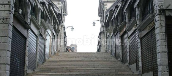 5 rooms Commercial property in Venice, Italy No. 61527 8