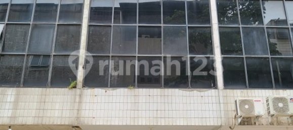 218m² Shop in Kalideres, Indonesia No. 1445 24