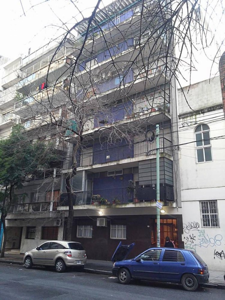 4 bedrooms Apartment in Buenos Aires, Argentina No. 85553
