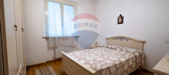 4 rooms Apartment in Jesi, Italy No. 5677 6