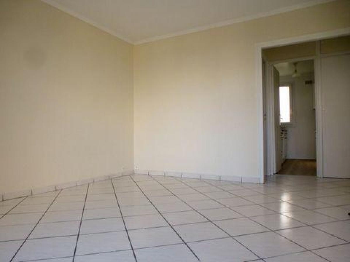 3 bedrooms Apartment in Domont, France No. 3697