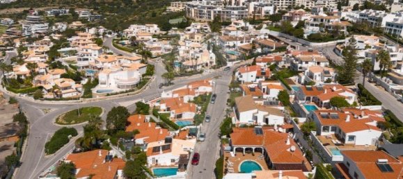 Casa de 4 dormitorios en Albufeira, Portugal No. 21434 38