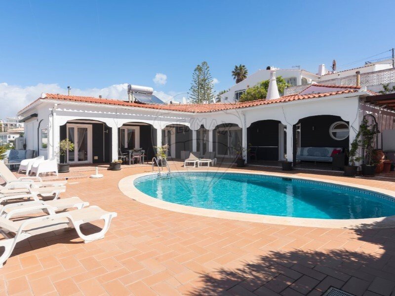 Casa de 4 dormitorios en Albufeira, Portugal No. 21434