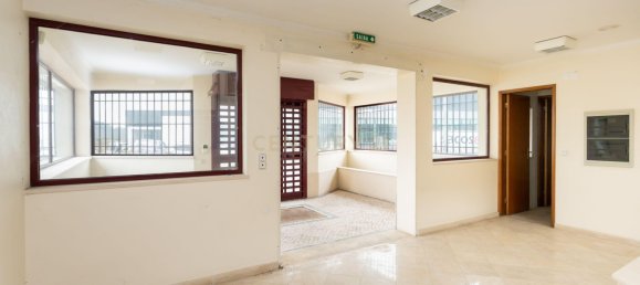  مستودع في Leiria, Portugal 3000متر مربع رقم 143228 46