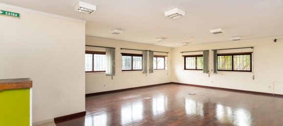  مستودع في Leiria, Portugal 3000متر مربع رقم 143228 50