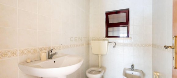  مستودع في Leiria, Portugal 3000متر مربع رقم 143228 32