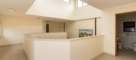  مستودع في Leiria, Portugal 3000متر مربع رقم 143228 11