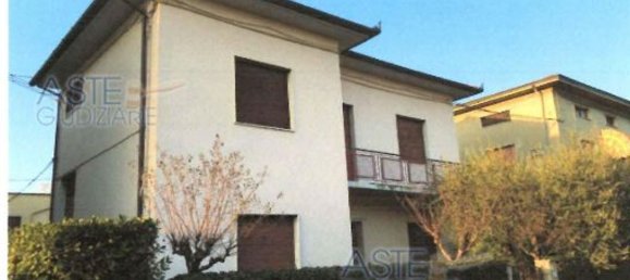 Apartamento de 7 habitaciónes en Quarrata, Italy No. 197693 25