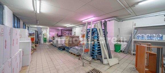 4-Zimmer Gewerbliche Immobilie in Sondrio, Italy, Nr. 337507 30