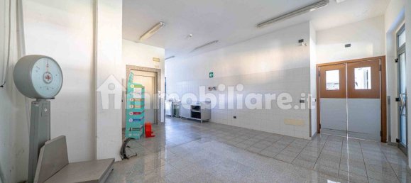 4-Zimmer Gewerbliche Immobilie in Sondrio, Italy, Nr. 337507 20
