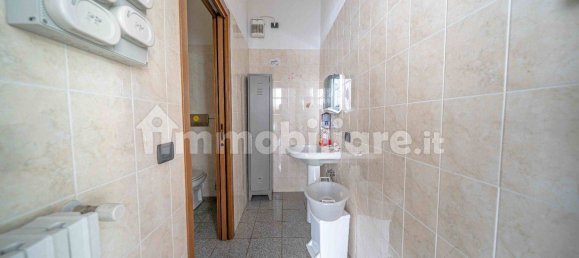 4-Zimmer Gewerbliche Immobilie in Sondrio, Italy, Nr. 337507 23