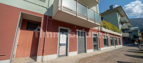 4-Zimmer Gewerbliche Immobilie in Sondrio, Italy, Nr. 337507 8