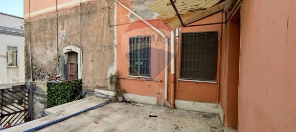 Apartamento T2 em Catania, Italy N.º 145955 34