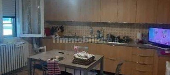 Квартира с 3 спальнями в Карпи, Италия № 217143 3