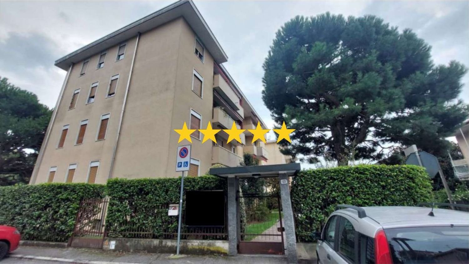 Apartamento de 3 habitaciónes en Gallarate, Italy No. 185071