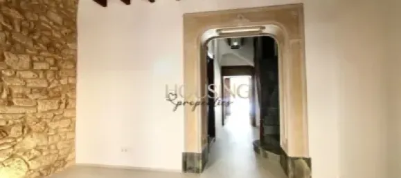 5 bedrooms Townhouse in Llucmajor, Spain No. 173901 4