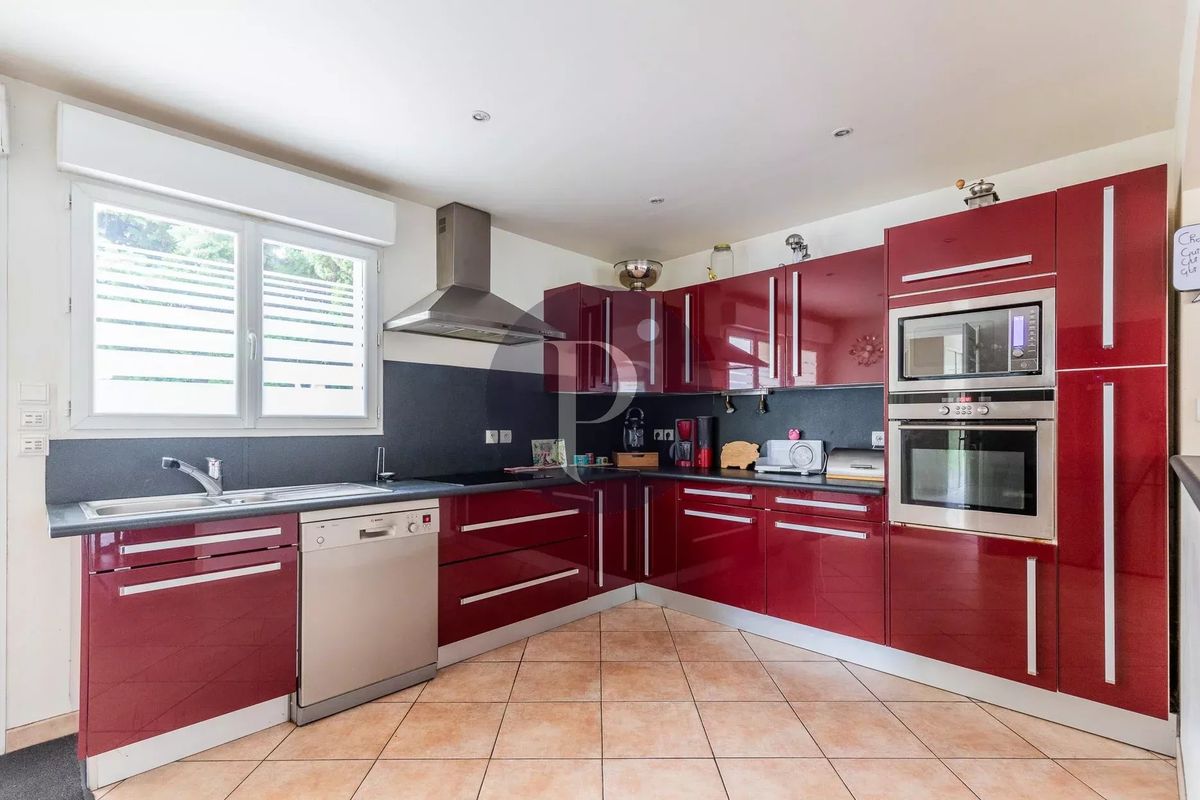 4 Schlafzimmer Haus in Wissous, France, Nr. 184958