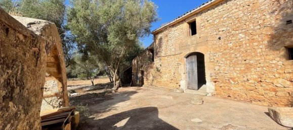5 bedrooms House in Sant Llorenc Des Cardassar, Spain No. 285530 3