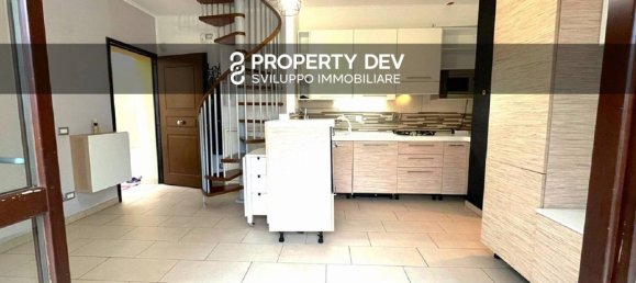 Apartamento de 3 habitaciónes en Frascati, Italy No. 172069 2