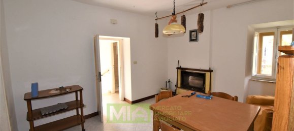 7-Zimmer Haus in Amandola, Italy, Nr. 123207 11