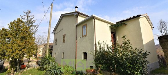 7-Zimmer Haus in Amandola, Italy, Nr. 123207 2