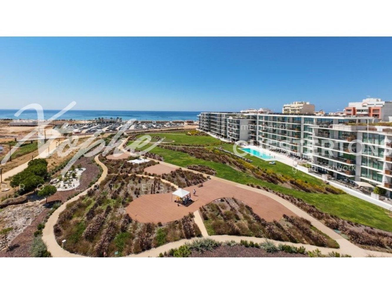 2 chambres Appartement à Armacao de Pera, Portugal No. 242100