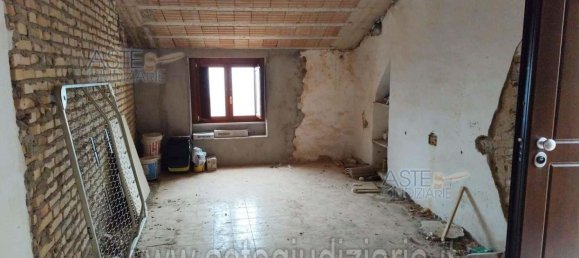 3 chambres Maison à Montebello di Bertona, Italy No. 356048 6