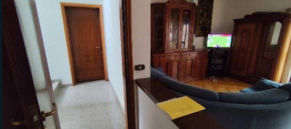 5-Zimmer Wohnung in Villongo, Italy, Nr. 184442 4