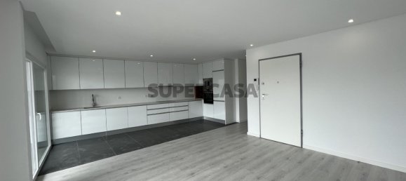 3 bedrooms Apartment in Corroios, Portugal No. 159276 17