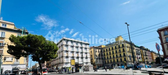 3 rooms Commercial property in Naples, Italy No. 285772 31