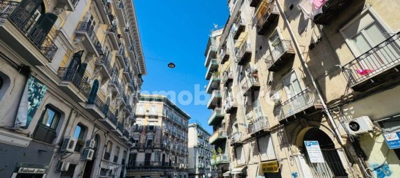 3 rooms Commercial property in Naples, Italy No. 285772 26