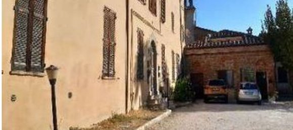 5 rooms Apartment in Perugia, Italy No. 192692 6