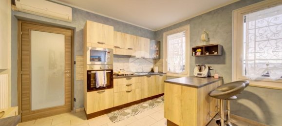 6-Zimmer Haus in Rivoli, Italy, Nr. 163223 15