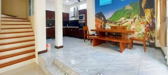 4 bedrooms Bungalow in Bangkok, Thailand No. 14796 3