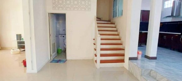 4 bedrooms Bungalow in Bangkok, Thailand No. 14796 5