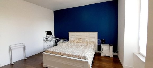 6 bedrooms House in Orleans, France No. 41130 6