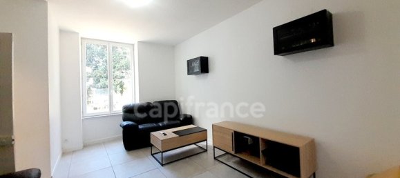 6 bedrooms House in Orleans, France No. 41130 9