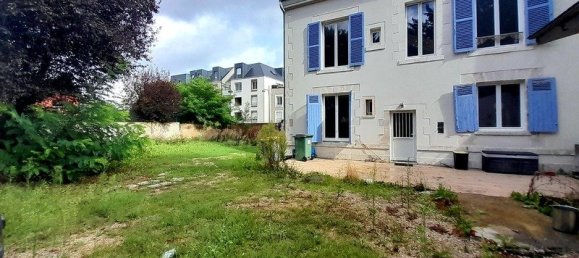 6 bedrooms House in Orleans, France No. 41130 42