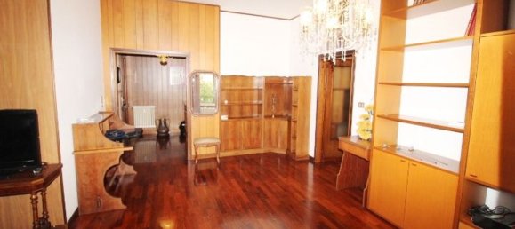 5 bedrooms Apartment in Ravenna, Italy No. 347825 22