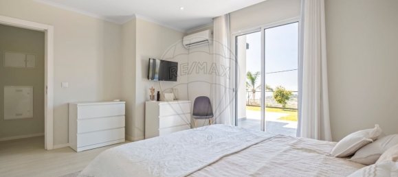 3 bedrooms Villa in Funchal, Portugal No. 136380 12